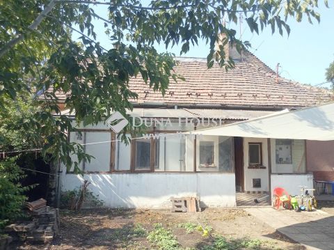 Eladó Ház, Budapest 20. kerület - Önálló családi ház melléképülettel, saját telekkel