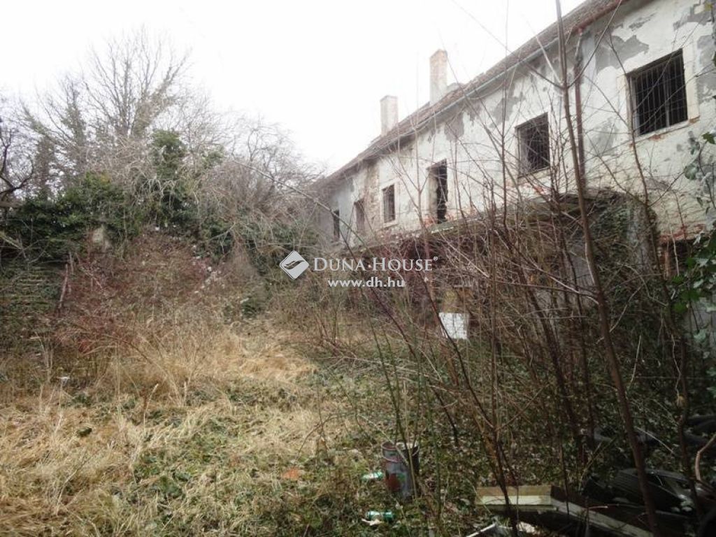 9400 Sopron , Sopron, Fövényverem utcában 4250m2-es telken fejlesztési terület eladó — 1/12