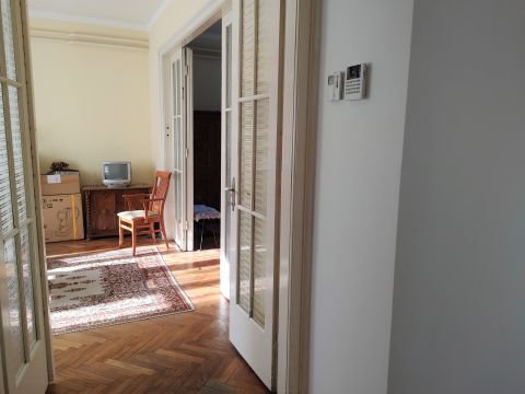 Eladó Ház 1201 Budapest 20. kerület Kétgenerációs, ötszobás házrész csendes mellékutcából