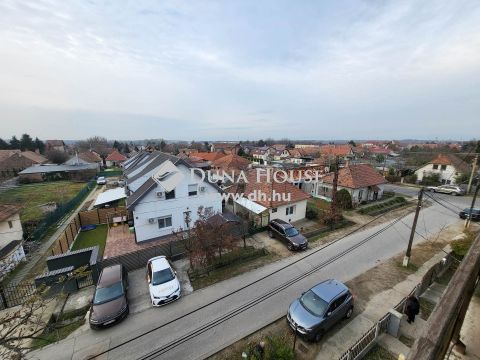 Eladó Lakás, Pest megye, Fót - Fót, buszállomás