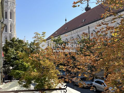 Kiadó Lakás, Budapest 1. kerület - Mátyás templom közelében exklúzív stúdió kiadó