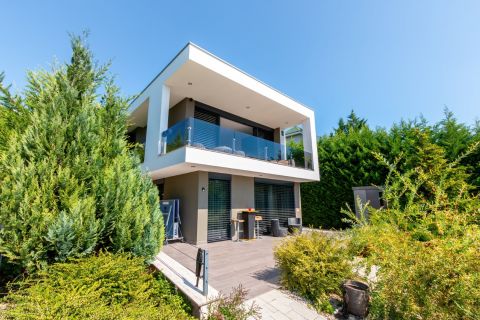 Eladó Ház 2040 Budaörs Csodas,  luxus minimál ház Budaörs tetjén