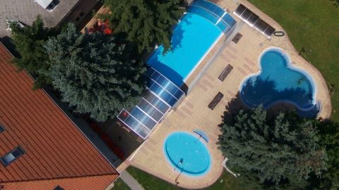 Eladó Vendéglátás 2131 Göd , Korszerű Wellness szálloda eladó