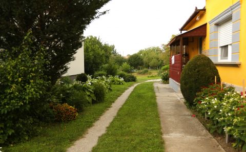 Eladó Telek 2230 Gyömrő Szent István út- Védőnői szolgálatnál