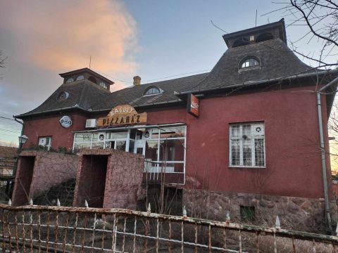 Eladó Üzlethelyiség 2767 Tápiógyörgye 