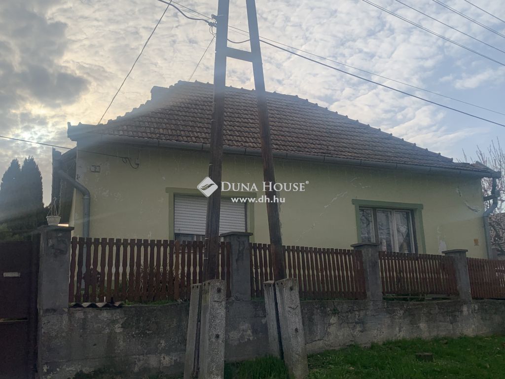 7132 Bogyiszló , Központi helyén — 1/29