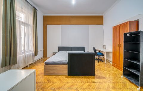 Eladó Lakás 1051 Budapest 5. kerület 