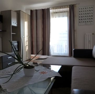 Eladó Lakás 1039 Budapest 3. kerület 6. emeliti 3 szobás lakás Békásmegyeren