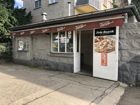 Eladó Üzlethelyiség 1113 Budapest 11. kerület Forgalmas helyen, kiváló üzlethelyiség.
