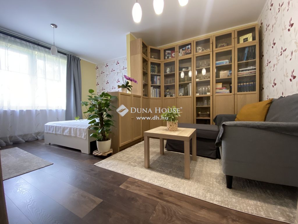 8200 Veszprém , Dózsaváros Aldi — 1/28
