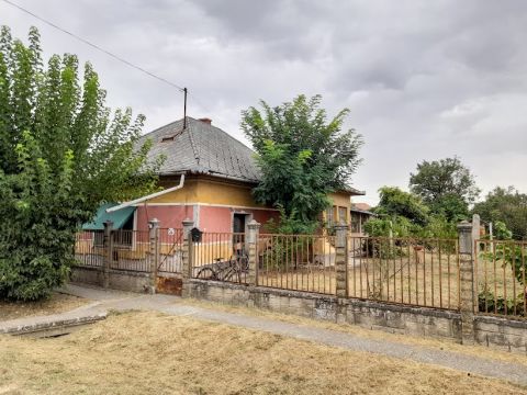 Eladó Ház 5525 Füzesgyarmat 