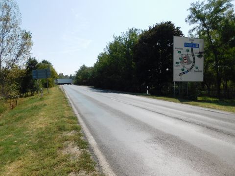 Eladó Telek 6050 Lajosmizse ,  KIEMELTEN FREKVENTÁLT HELYEN TELEPHELY-FEJLESZTÉSI TERÜLET ELADÓ!