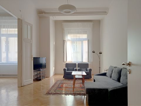 Kiadó Lakás 1051 Budapest 5. kerület 