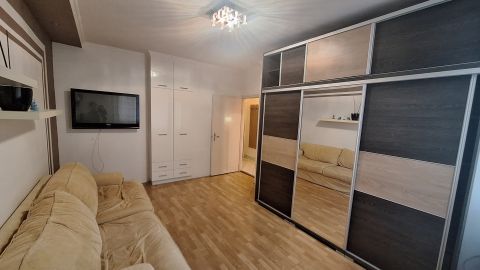 Eladó Lakás 7000 Sárbogárd , Központban