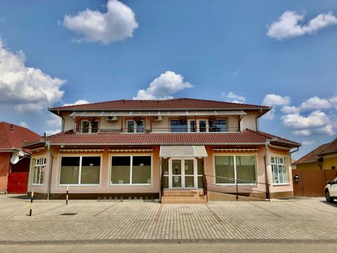 Eladó Ház 6060 Tiszakécske , Tiszakécske szívében