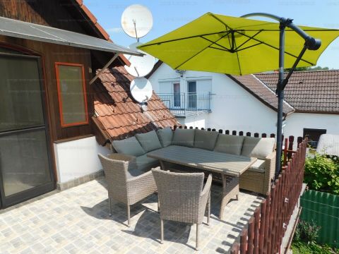 Eladó Ház 8630 Balatonboglár , Vízpart közeli ház Balatonbogláron