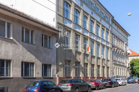 Kiadó Iroda 1074 Budapest 7. kerület , TERÉZVÁROSI KIADÓ IRODÁK  2.emeleti szinten - PARKOLÓVAL