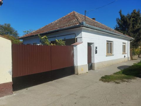 Eladó Ház 6077 Orgovány 
