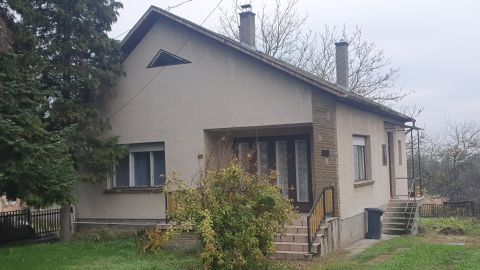 Eladó Ház 8772 Zalaszentbalázs , Felújítandó ház stabil szerkezettel Zalaszentbalázson