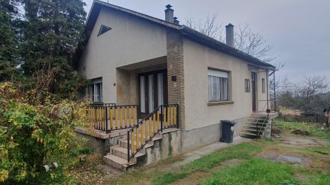 Eladó Ház 8772 Zalaszentbalázs Felújítandó ház stabil szerkezettel Zalaszentbalázson