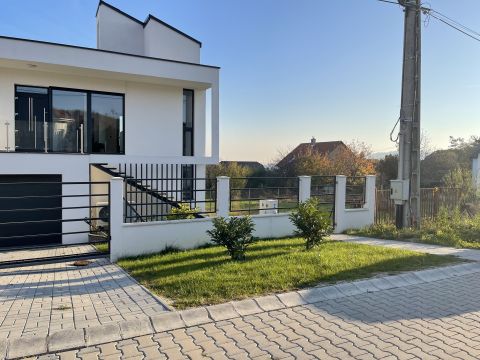 Eladó Ház 8220 Balatonalmádi 