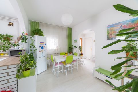 Eladó Ház 2600 Vác , Családi ház  