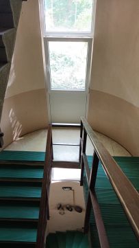 Kiadó Iroda 2521 Csolnok 