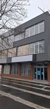 Kiadó Iroda 7624 Pécs , 'Egyetemváros-Belváros közötti  igényes, 157m2-es iroda komplexum'