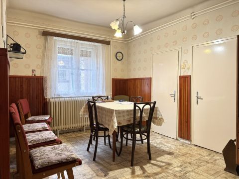 Eladó Ház 2721 Pilis ,  2 Szobás Családi Ház