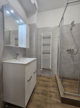Eladó Lakás Smaragd V. ütem - 2025-01-22 18:29 / Baski Attila