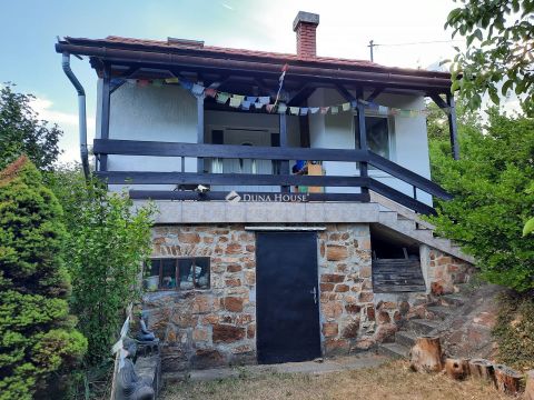 Eladó Ház 8082 Gánt , Gánt-Gránásban panorámás környezetben 