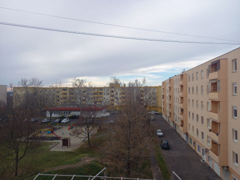 Eladó Lakás 8500 Pápa 