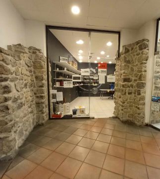 Eladó Üzlethelyiség 7621 Pécs 