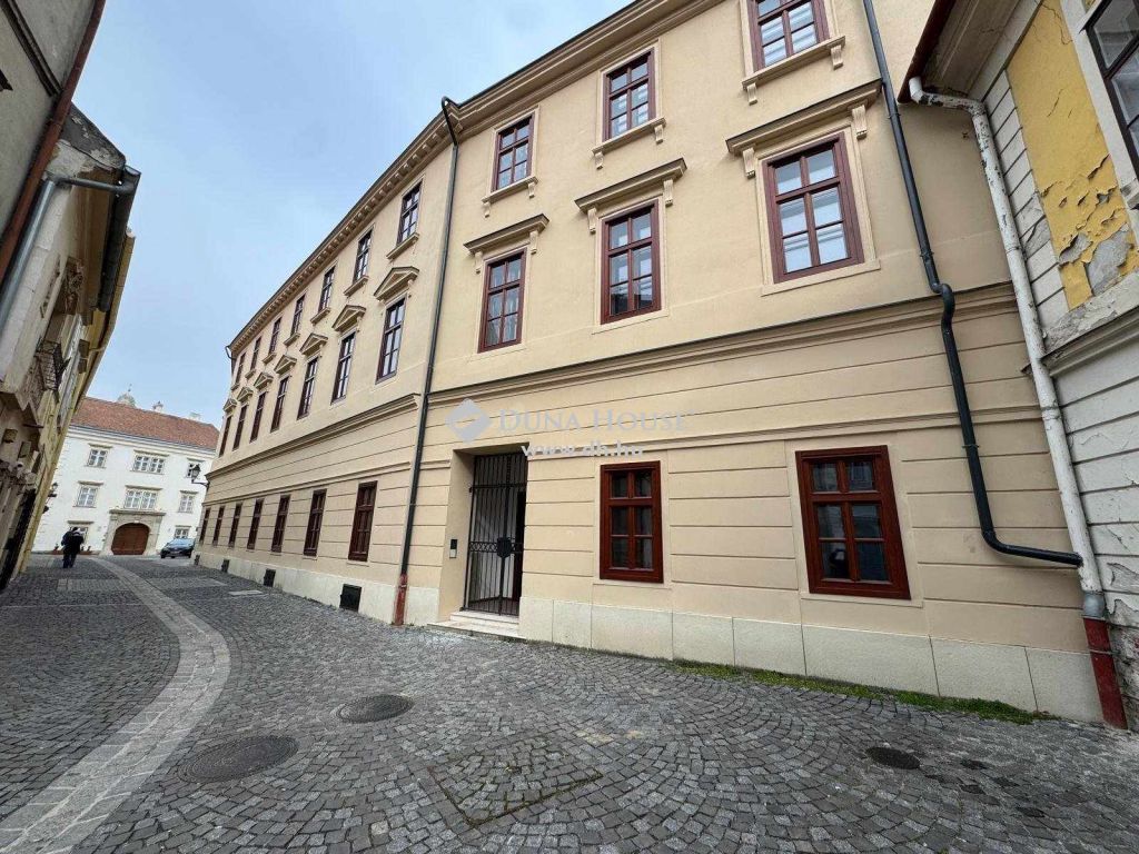 9400 Sopron — 1/43