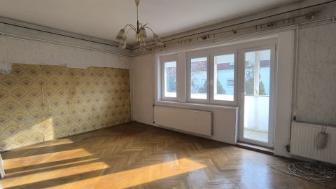 Eladó Lakás 7150 Bonyhád , Perczel kert