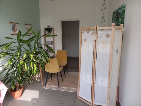 Kiadó Üzlethelyiség 7626 Pécs 