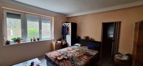 Eladó Lakás 7300 Komló 