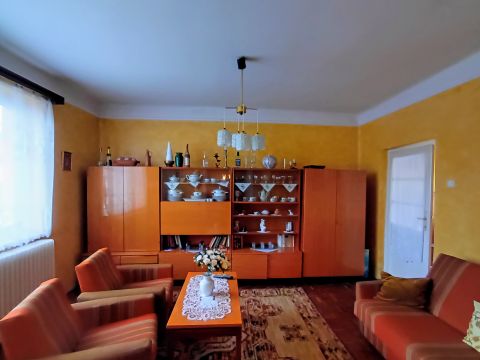 Eladó Ház 4461 Nyírtelek , Dózsaszőlő csendes utcjában