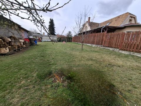 Eladó Telek 2143 Kistarcsa 