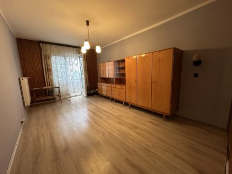 Eladó Lakás 2400 Dunaújváros 