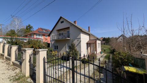 Eladó Ház 8174 Balatonkenese 