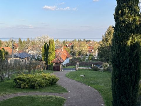 Eladó Ház 8313 Balatongyörök , Csendes zsákutca
