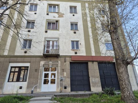 Eladó Lakás 7629 Pécs 