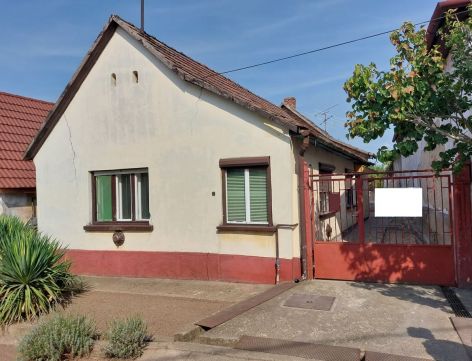 Eladó Ház 2536 Nyergesújfalu 