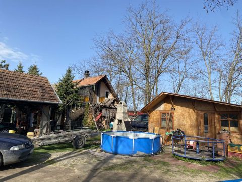 Eladó Ház 6000 Kecskemét , Kecskemét Szarkásban 2 külön lakrészes tanya 2878 nm telken