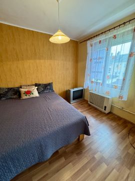 Eladó Lakás 8200 Veszprém 