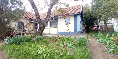 Eladó Ház 5130 Jászapáti , 5130 Jászapáti, Jó