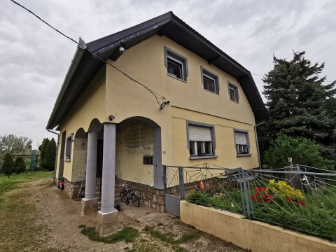 Eladó Ház 8360 Keszthely 