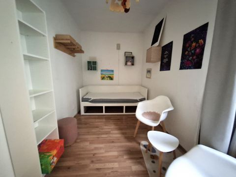 Kiadó Lakás 1138 Budapest 13. kerület , Duna Plaza közelében, Kisállat költözhet a lakásba