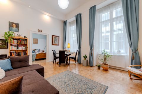 Eladó Lakás 1054 Budapest 5. kerület 